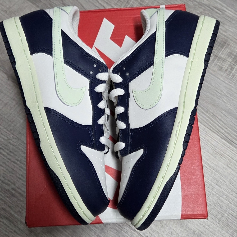 SOLD!!Nike Dunk Navy Ivory